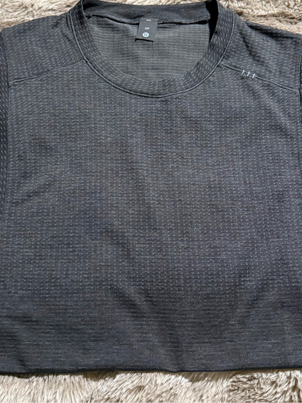 lululemon athletica Men's Black Short Sleeve Crewneck Shirt